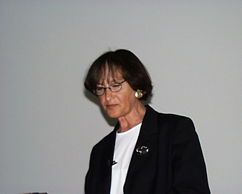 2001 Mona Madsen – head of Information Studies at RSLIS – presentation