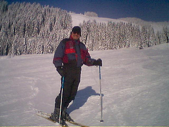 Peter skiing 